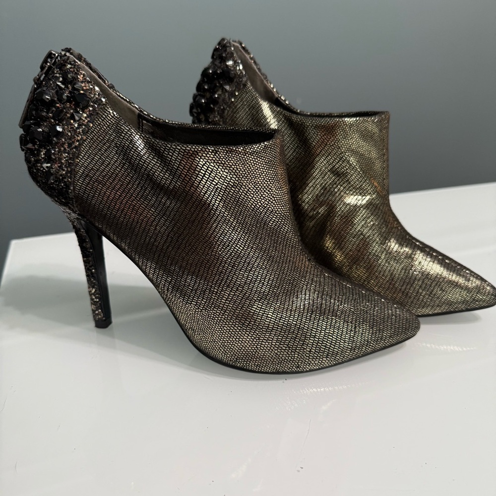 Nina Shimmering Gold Heeled Boots